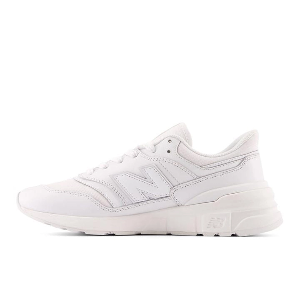 New Balance NB 977R Trainers Mens - White